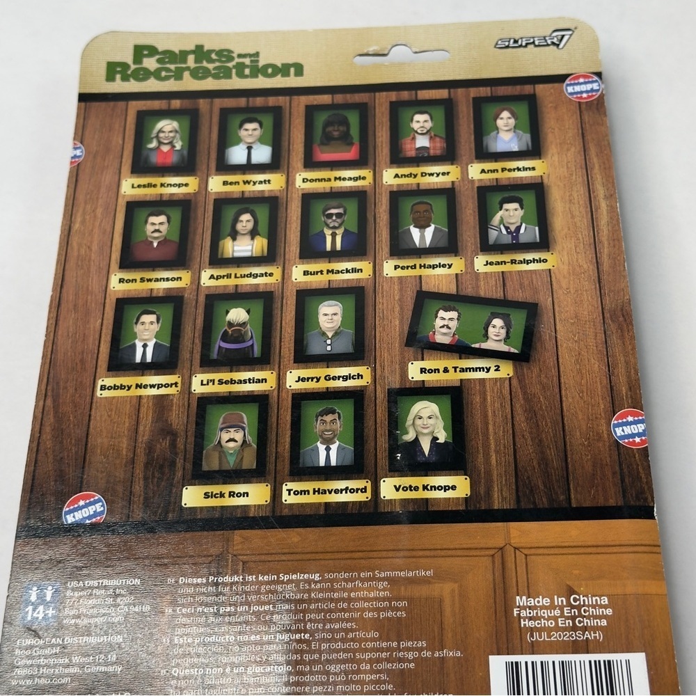 Tom Haverford Parks and Recreation Super7 ReAction Action Figure new Sealed - Picture 5 of 7